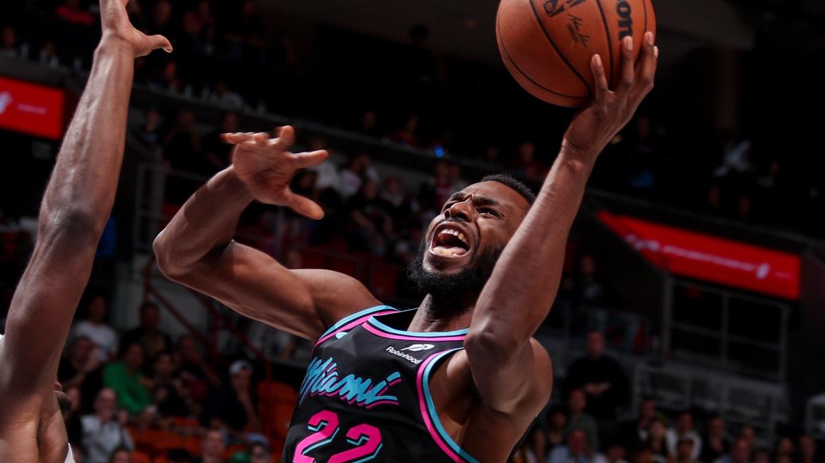 Miami Heat di gran carriera superano Memphis con un Wiggins dominante