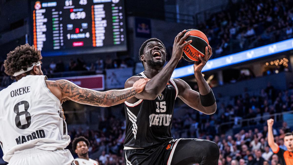 Virtus Bologna, qualche fischio dubbioso a Madrid: manca un canestro e fallo di Diouf