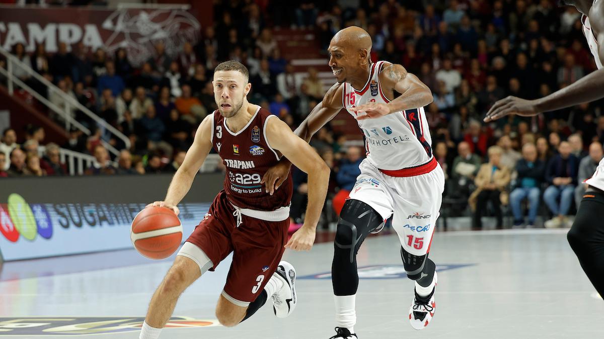 LIVE | Trapani Shark vs Reggio Emilia: diretta (84-73 con 2:37 da giocare, 4Q)