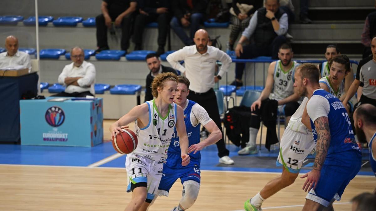 Serie B - La Tema SInergie litiga con il tiro da tre punti e perde in casa con Fabriano