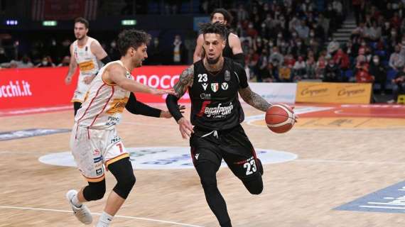 LBA - Virtus Bologna e Vuelle Pesaro si incontrano ai playoff dopo 20 anni
