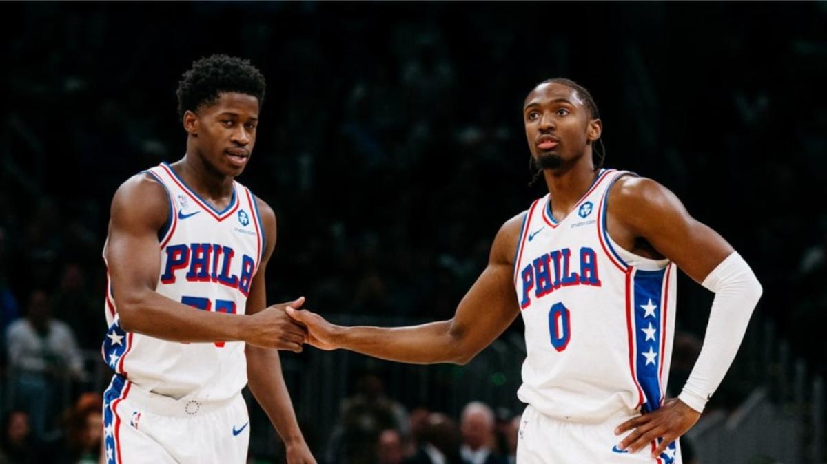 NBA | Maxey ed Edgecombe guidano i Sixers al colpo esterno contro Boston