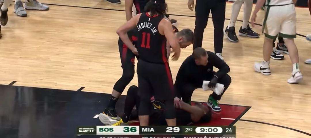 NBA - Miami, intervento chirurgico alla spalla per Duncan Robinson