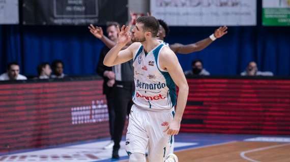 Serie A2 - Cantù piega Casale Monferrato al "Pala Banco Desio" e inanella l'ottava vittoria di fila