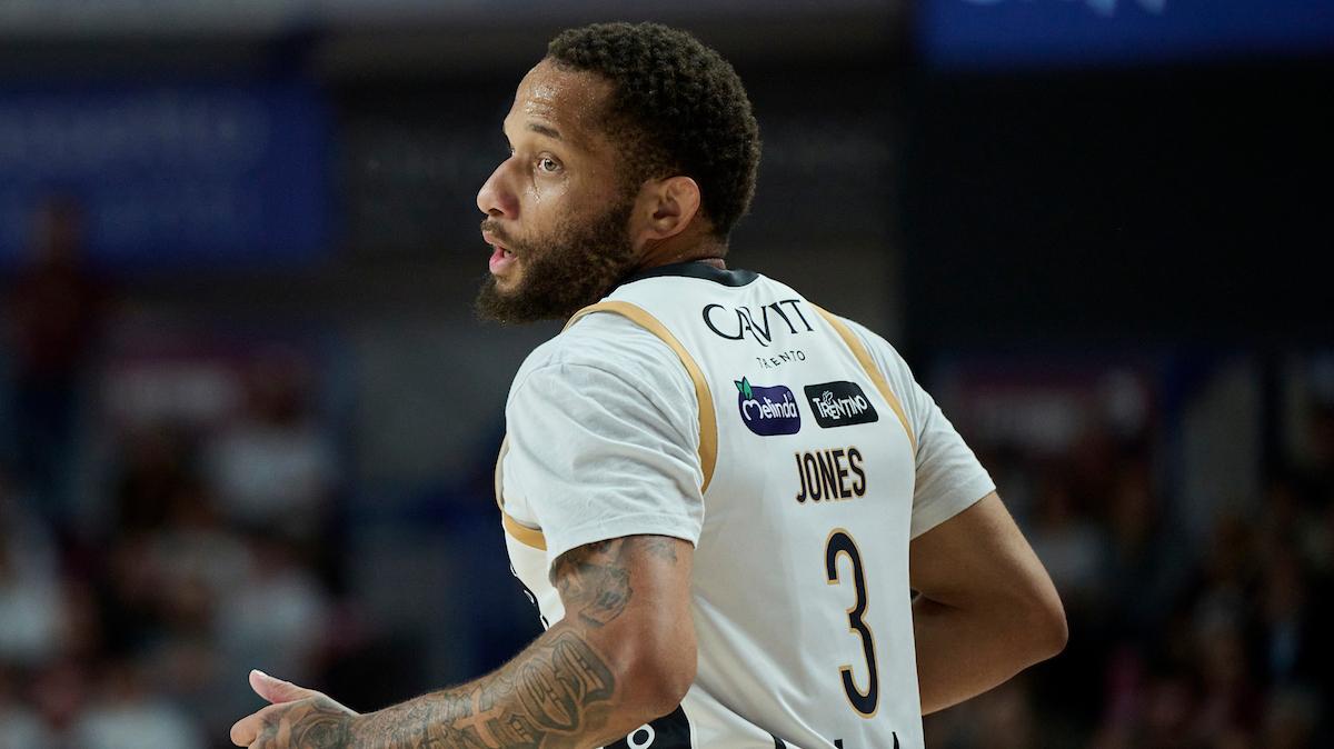 Trento, Devante' Jones: "Ricaricate le pile per il rush finale di stagione" 