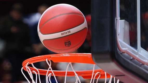 Daspo per l'uomo che aveva aggredito l'arbitro di basket a Senigallia