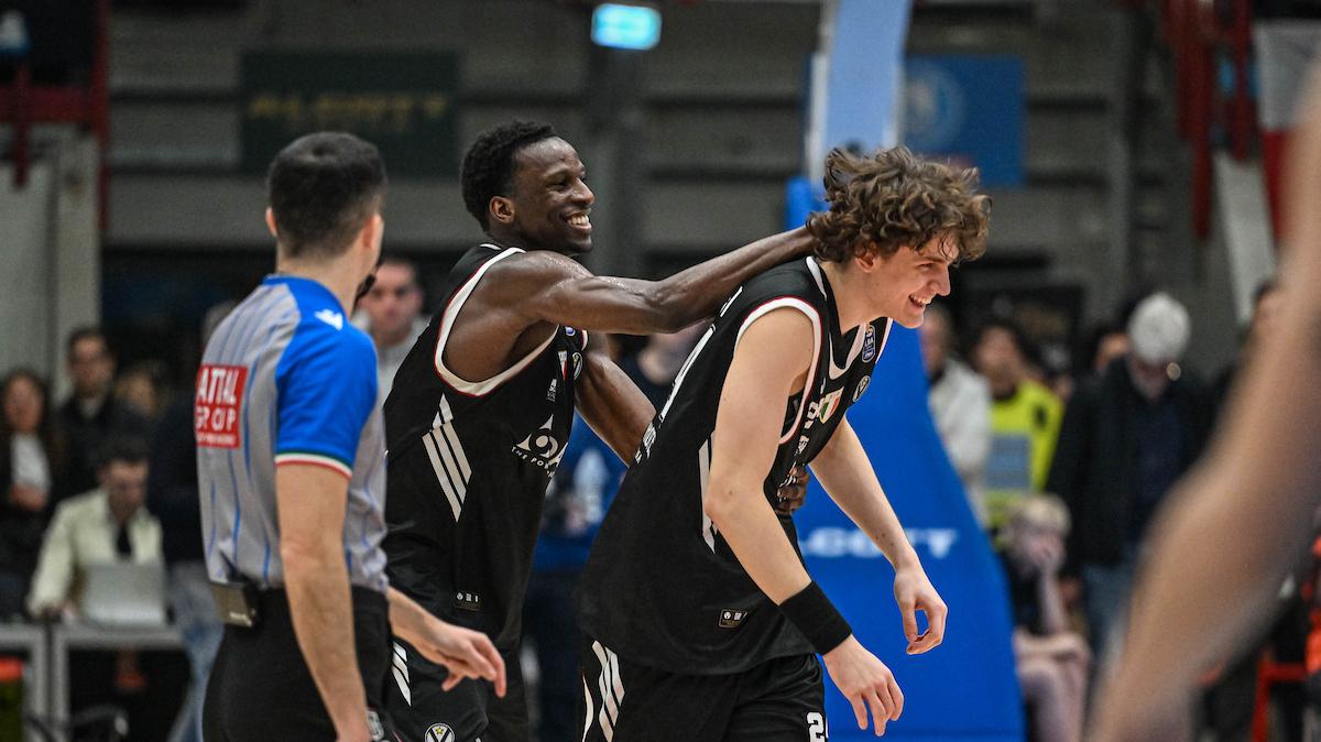 Corriere di Bologna: «Virtus, la serata in cui Francesco Ferrari si rivela al popolo bianconero»