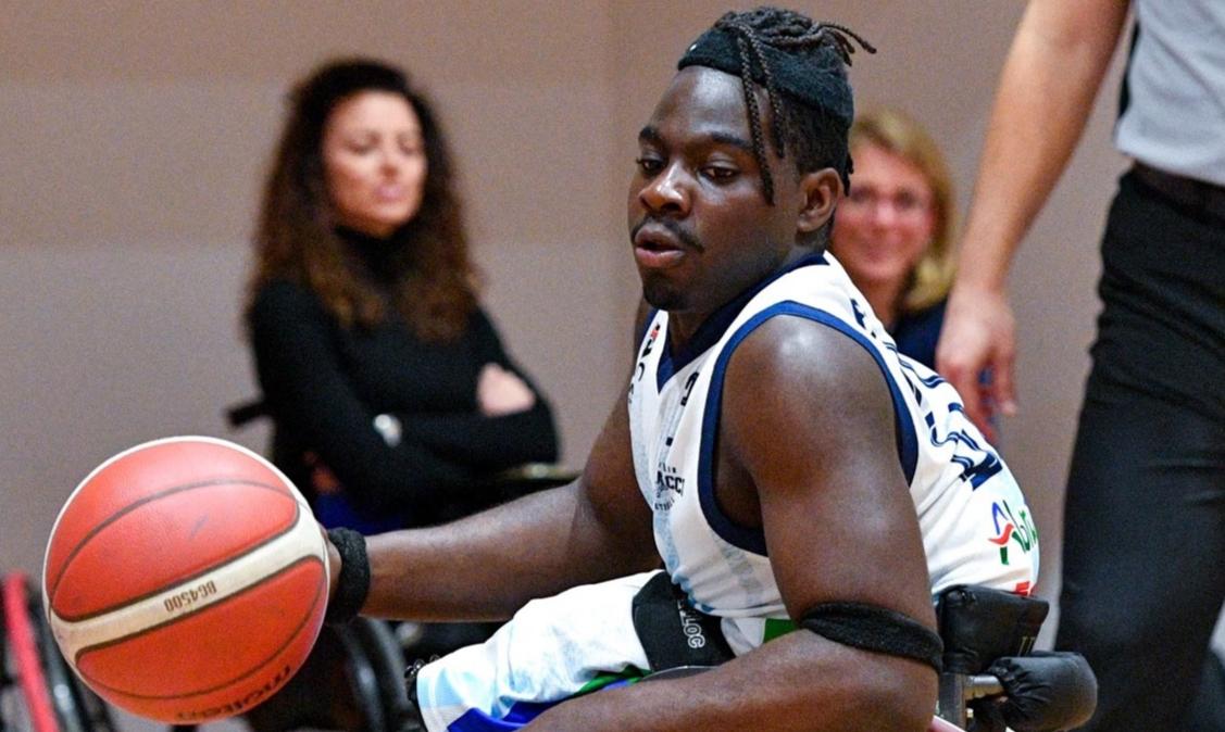 Basket in carrozzina: l'Amicacci riapre la corsa al primo posto