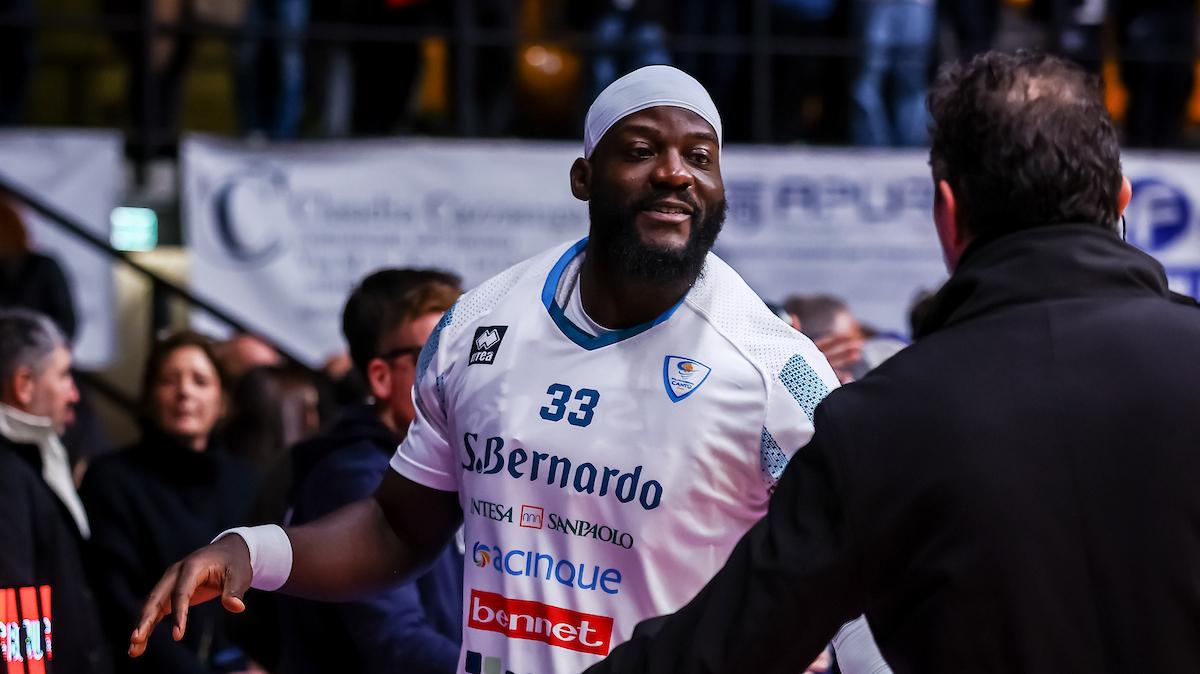 Pistoia Basket, in arrivo il colpo Ife Ajayi