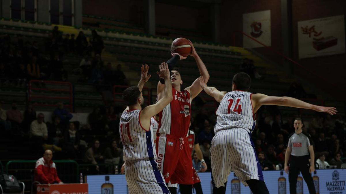Serie B - Bakery a un tiro dalla super rimonta, vince Monferrato 90-84