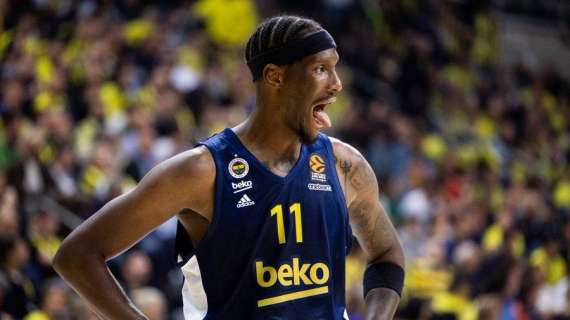 EuroLeague - Clamoroso Hayes-Davis: 50 punti, nuovo record, il Fenerbahce stende l'Alba