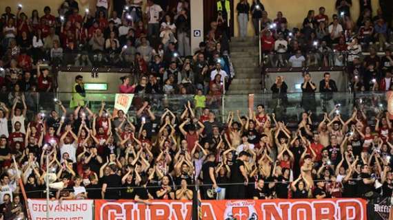 Entusiasmo Trieste: Curva Nord del PalaRubini sold out, superati i 3000 abbonamenti