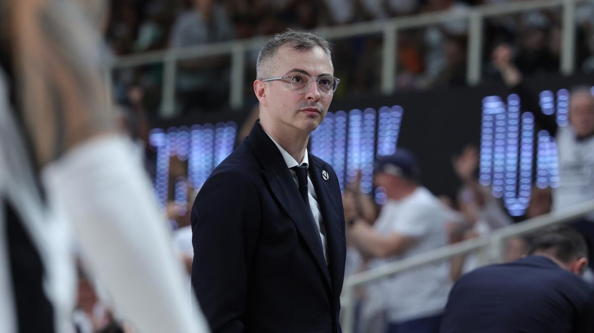 Virtus Bologna, Jakovljevic durissimo: «È successo qualcosa. E dobbiamo risolverlo tra di noi»
