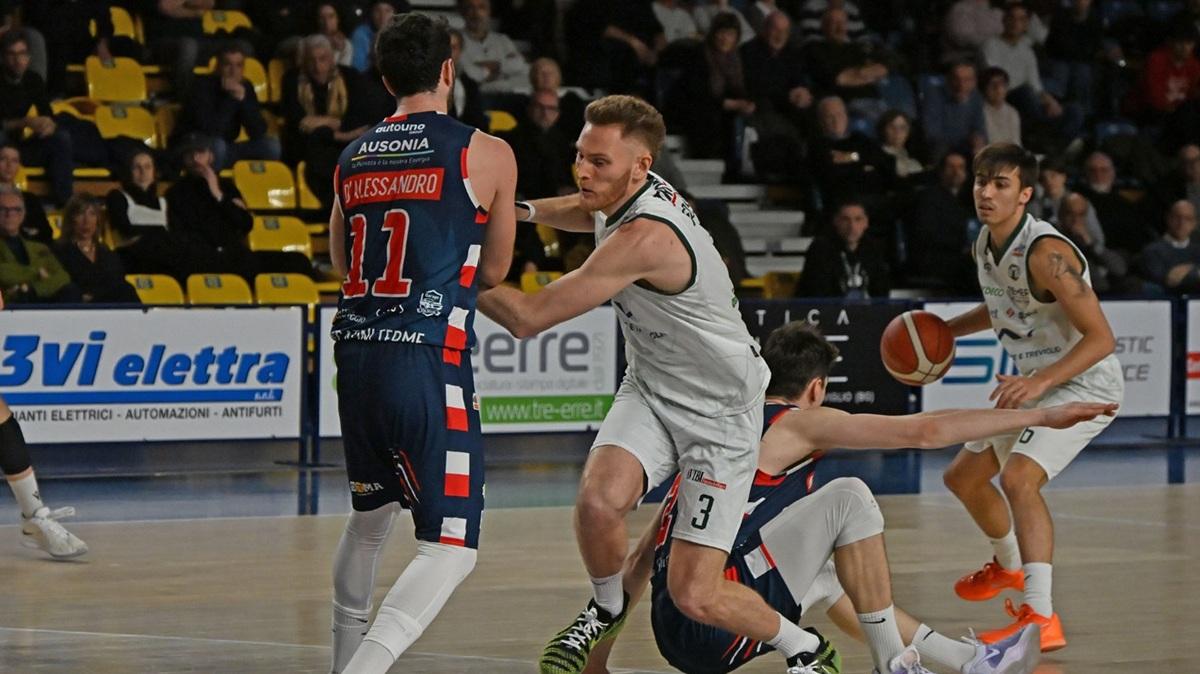 Serie B - La T Tecnica Gema Montecatini corsara a Treviglio