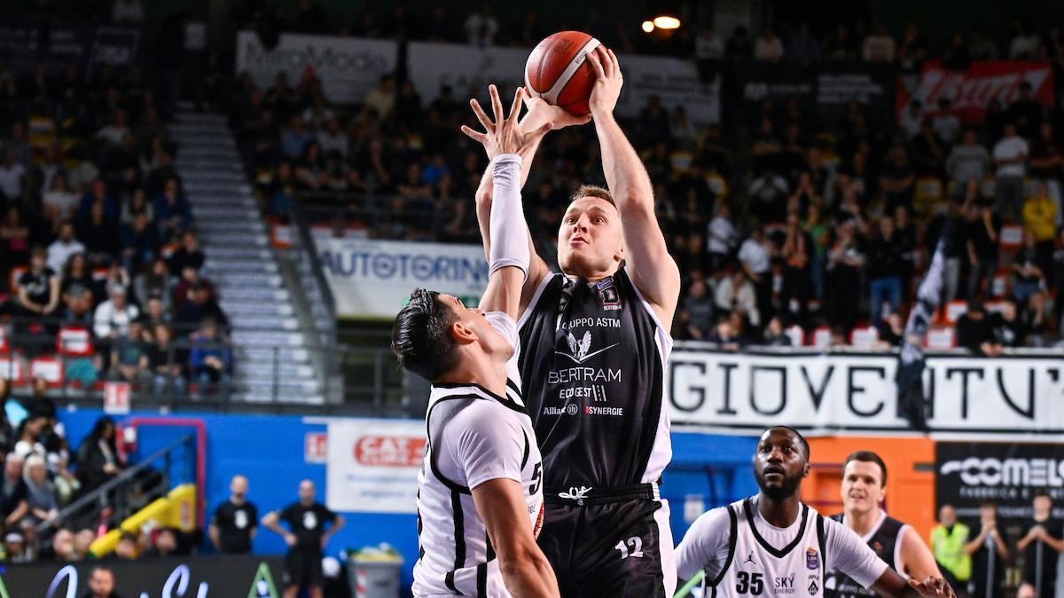 Derthona, Strautins: «Bello tornare a Udine. Ho dato tutto per la squadra»