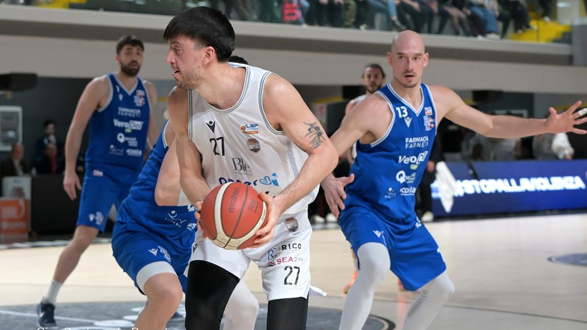 Serie B - La Paperdi Caserta domina il big match con la Pielle Livorno