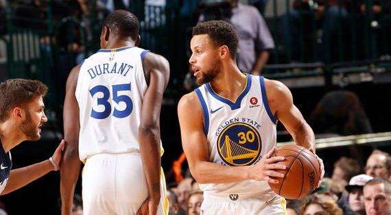 NBA - Warriors, Steph Curry "Pronto a ripartire dalla panchina"