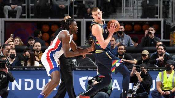 NBA - I Pistons lottano ma non completano la rimonta sui Nuggets