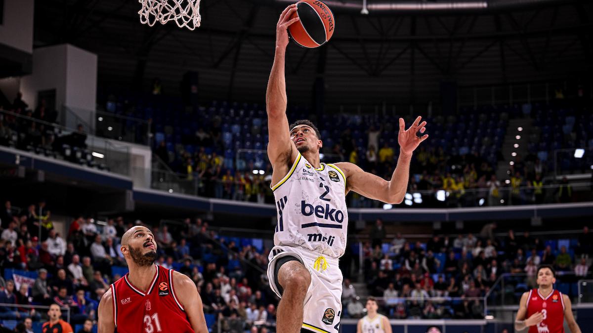 Baldwin guida la carica del Fenerbahce: “Serve coraggio, sarà una battaglia fisica”