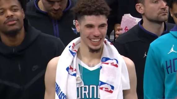 NBA - Gli Hornets ritrovano la vittoria a Sacramento