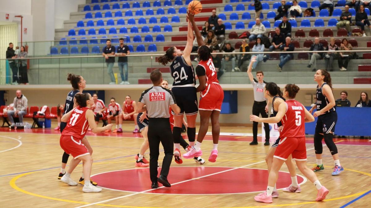 A2 F - Alpo vince il derby contro Vicenza e guadagna i primi 2 punti casalinghi della stagione