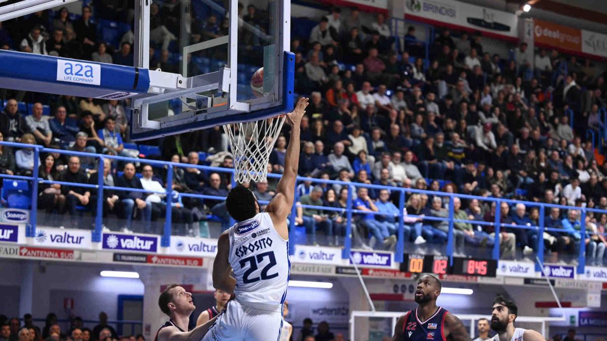 Brindisi, Ethan Esposito: «Vogliamo ripartire dopo la sconfitta di Pesaro»