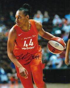 UFFICIALE WNBA - La free agent Betnijah Laney passa alle Fever