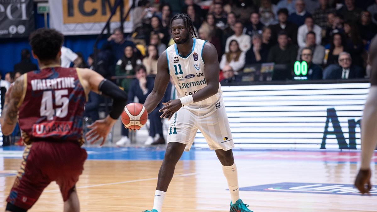 Cantù, De Raffaele: "La chiave sarà nel contenere la loro aggressività offensiva"