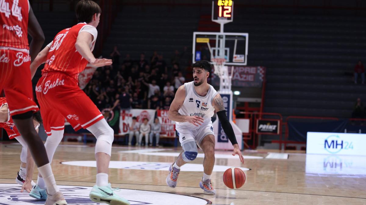 Serie B - Dany Quarrata, la volata al PalaCarrara sorride all'Andrea Costa Imola