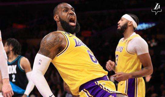 NBA - I Lakers dimenticano i Pacers sconfiggendo Portland