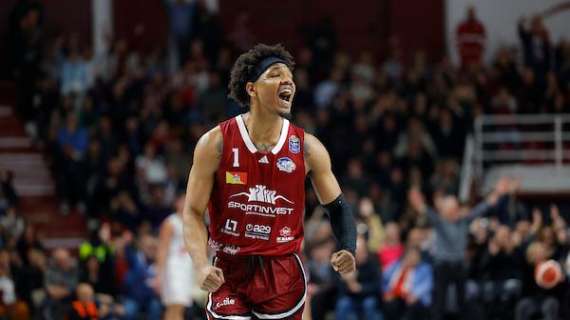 LIVE LBA - Lectio magistralis: Trapani Shark cancella la Pallacanestro Trieste