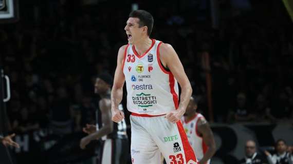 LBA - Così Ryan Hawkins ha steso la Virtus Bologna: 7/8 da tre, seconda gara con 7 triple