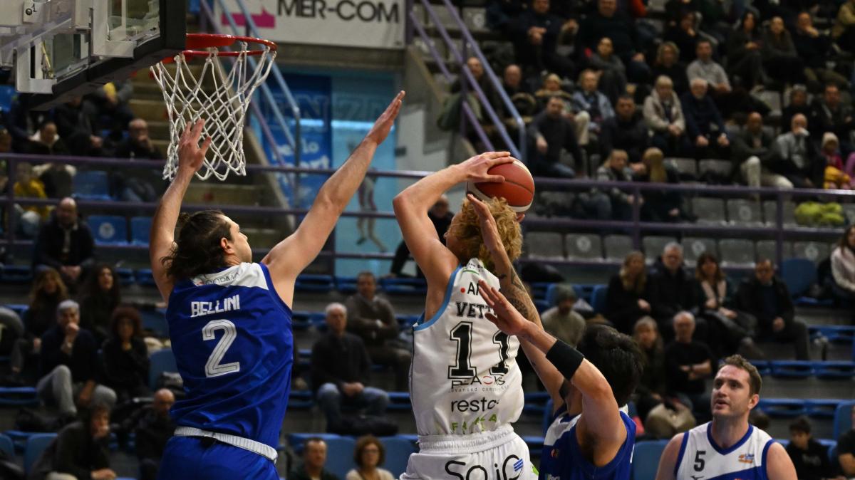 Serie B - Tema Sinergie Faenza di scena al PalaTriccoli di Jesi