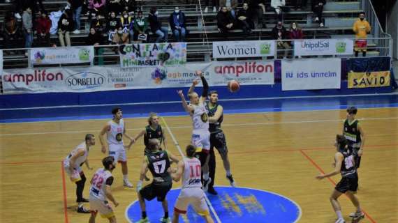 Serie C - La Gold & Gold Messina espugna il PalaRussello
