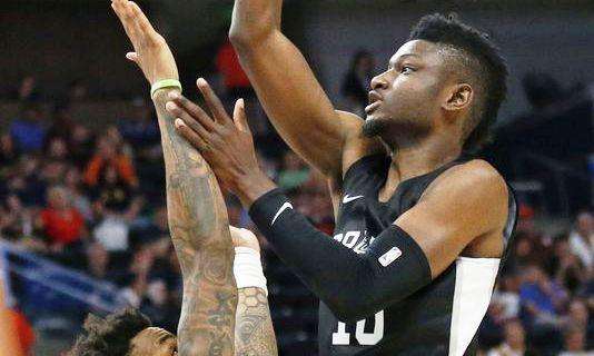 NBA Summer League - Trae Young delude ancora, gli Spurs abbattono gli Hawks