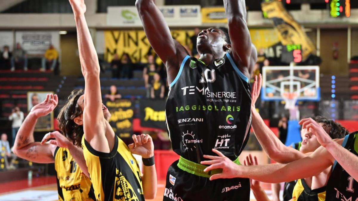 Serie B - La Tema Sinergie Faenza lascia i due punti alla Virtus Imola