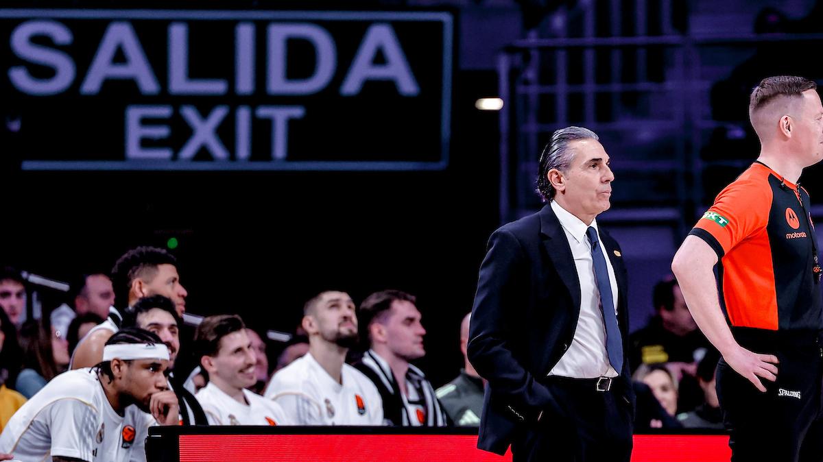 La rabbia di Scariolo, espulso nella gara del Real a Manresa