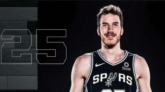NBA - Spurs, Jakob Poeltl non è preoccupato di una possibile trade