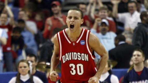 NCAA - Davidson, senza laurea niente ritiro maglia per Steph Curry