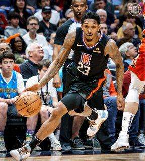 NBA - I Clippers si salvano per il rotto della cuffia dai Pelicans