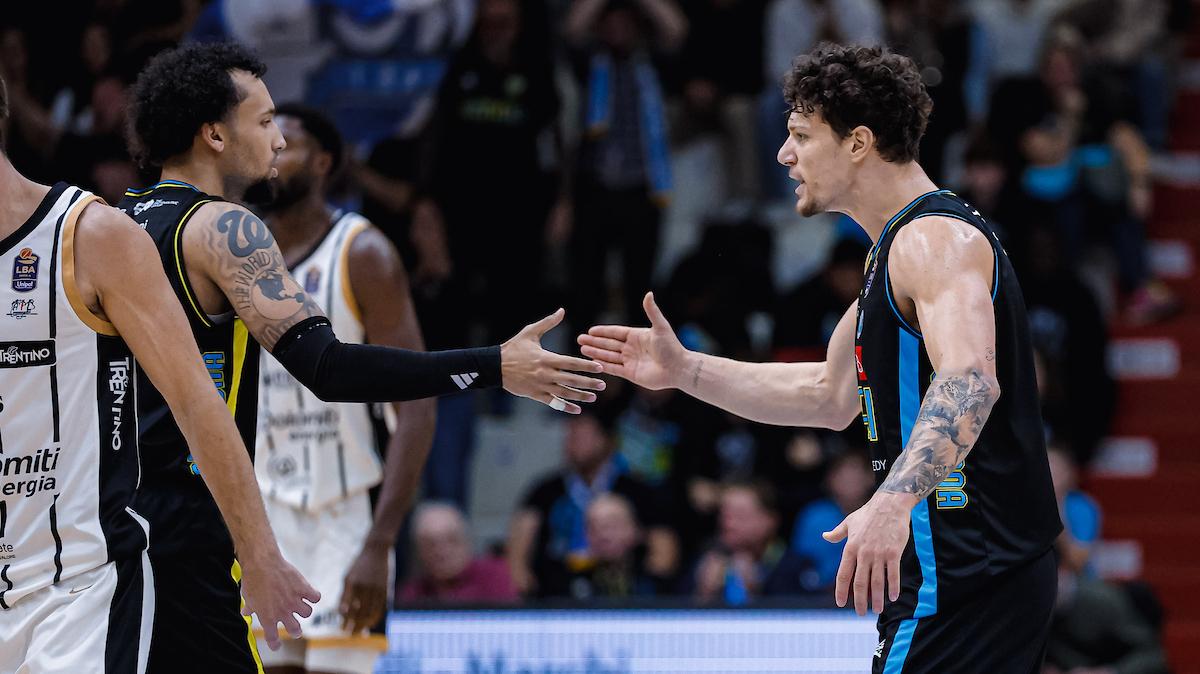 LIVE | Vanoli Cremona spinge indietro l'Aquila Trento nell'ultimo quarto