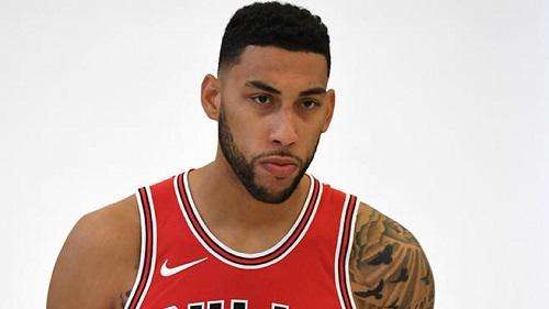 NBA - Bulls, Denzel Valentine out 1/2 settimane