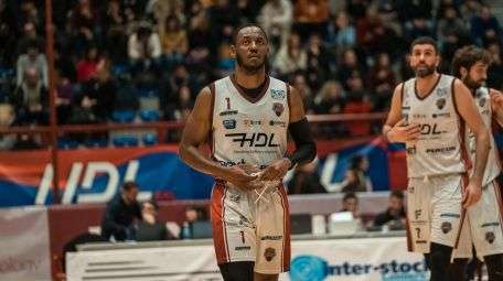 MERCATO A2 - Libertas Livorno, in arrivo Avery Woodson