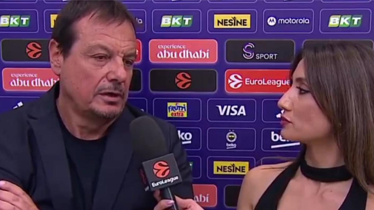 Furioso Ergin Ataman a Istanbul contro i tifosi del Fenerbahce: cosa è successo 