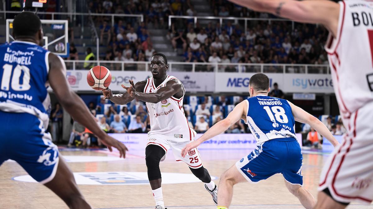 Olimpia Milano, Ousmane Diop: "Bella partita, restiamo concentrati per gara 4"