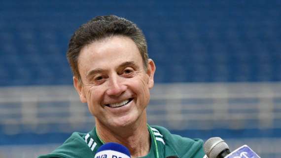 EuroLeague - Pana, Rick Pitino smentisce voci di ritorno negli States e sul derby "Grandioso!"