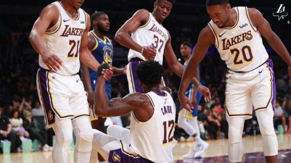 NBA Preseason - I Lakers dominano sui Warriors senza Curry