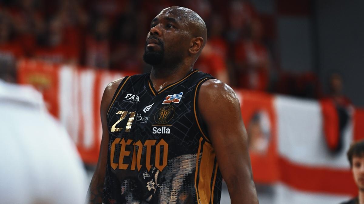 Cento cade alla Baltur Arena: Mestre domina, la Sella si arrende