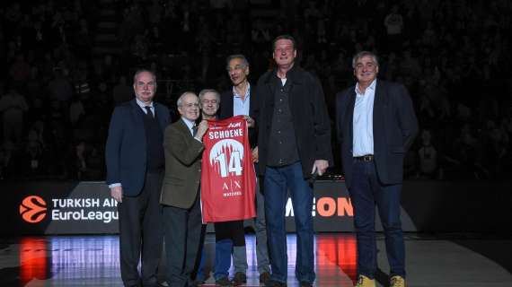 LBA - Russ Schoene e Piero Montecchi: la maglia #14 dell'Olimpia Milano