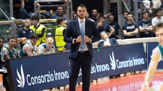 Cantù, Brienza polemico: «Sono molto arrabbiato con gli arbitri»